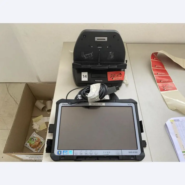 Stroji za obdelavo kovin in delovna oprema (zaščitni čevlji)-1